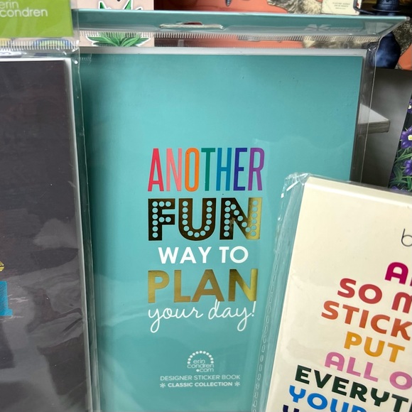 SO MANY STICKERS STICKER BOOK GIFT SET - Picture 6 of 16